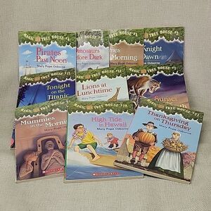 10 Magic Tree House paperback books (set 2)